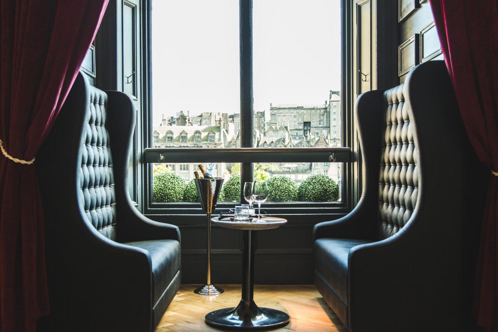 Hotel Indigo - Edinburgh - Princes Street By Ihg Екстер'єр фото