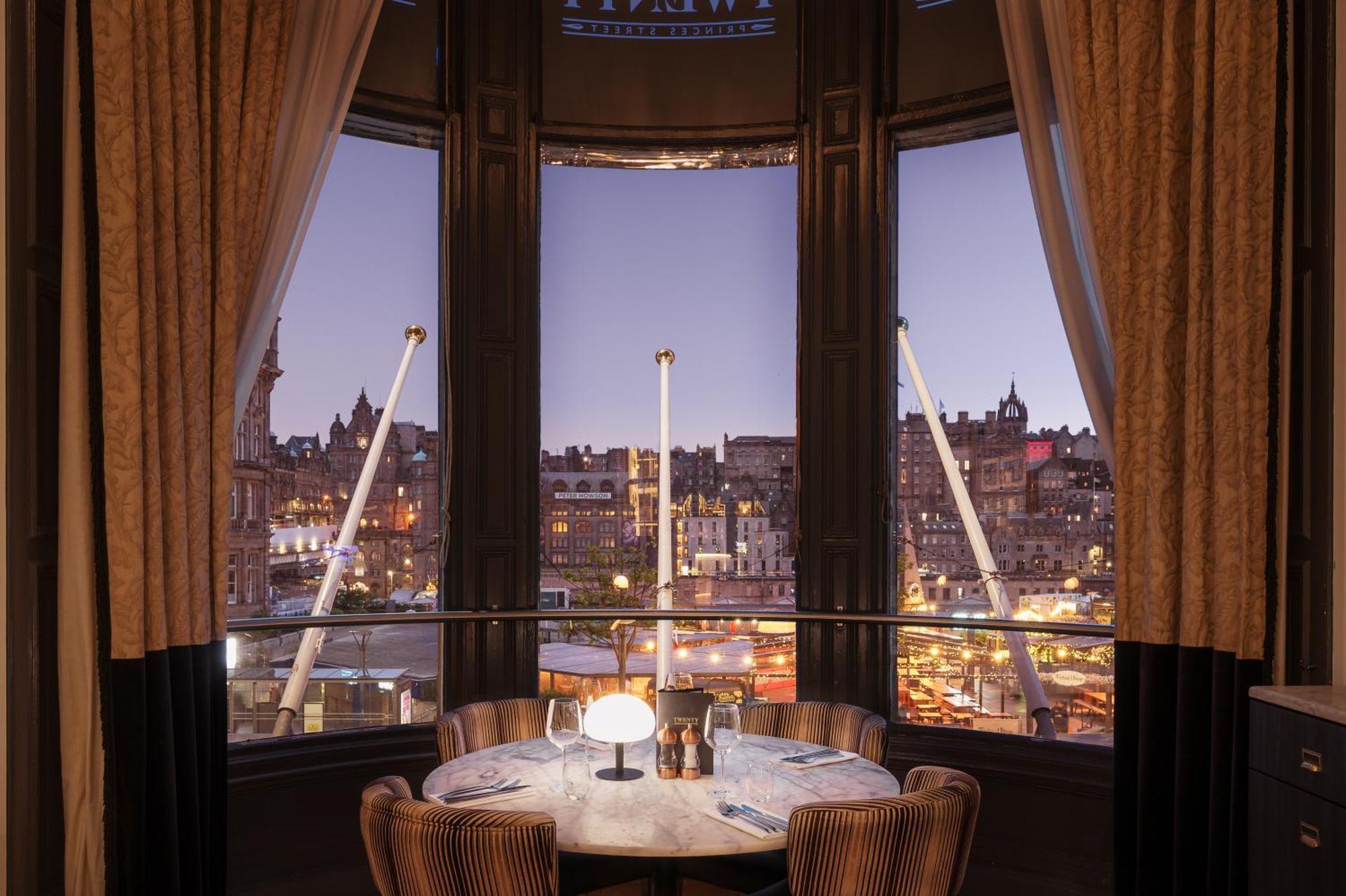 Hotel Indigo - Edinburgh - Princes Street By Ihg Екстер'єр фото