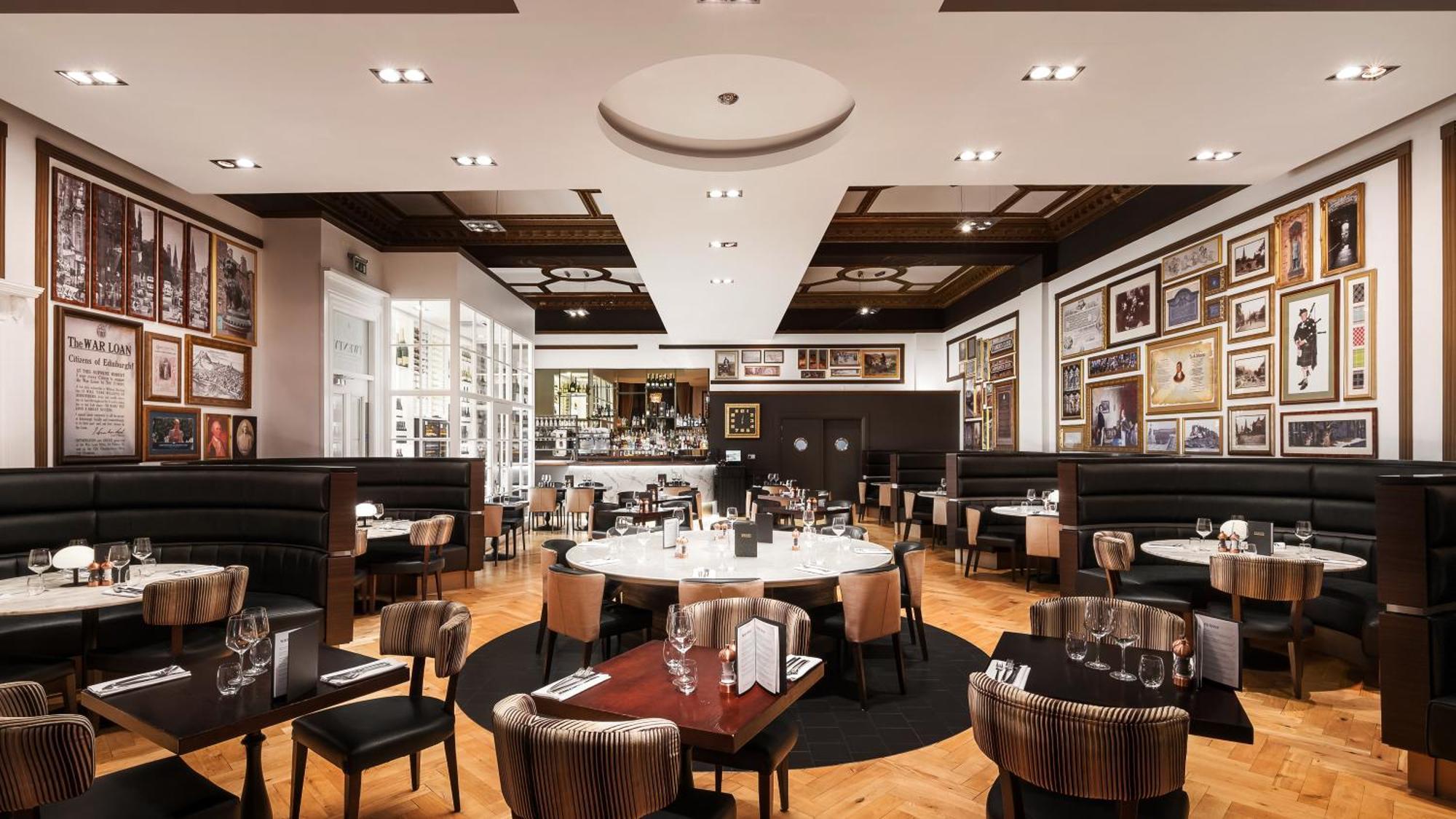 Hotel Indigo - Edinburgh - Princes Street By Ihg Екстер'єр фото