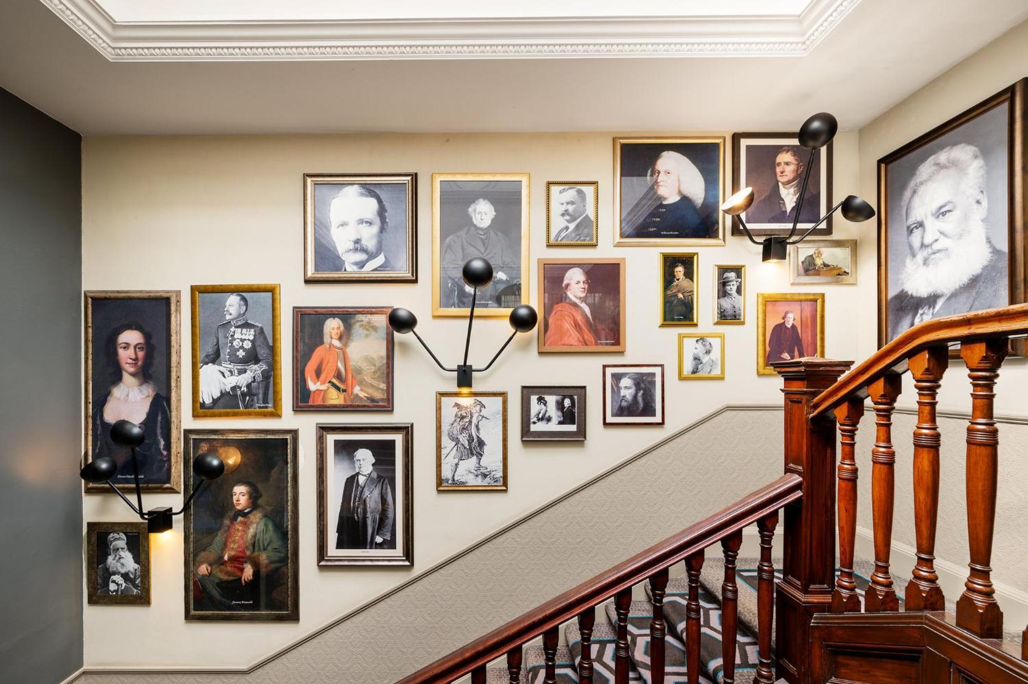 Hotel Indigo - Edinburgh - Princes Street By Ihg Екстер'єр фото