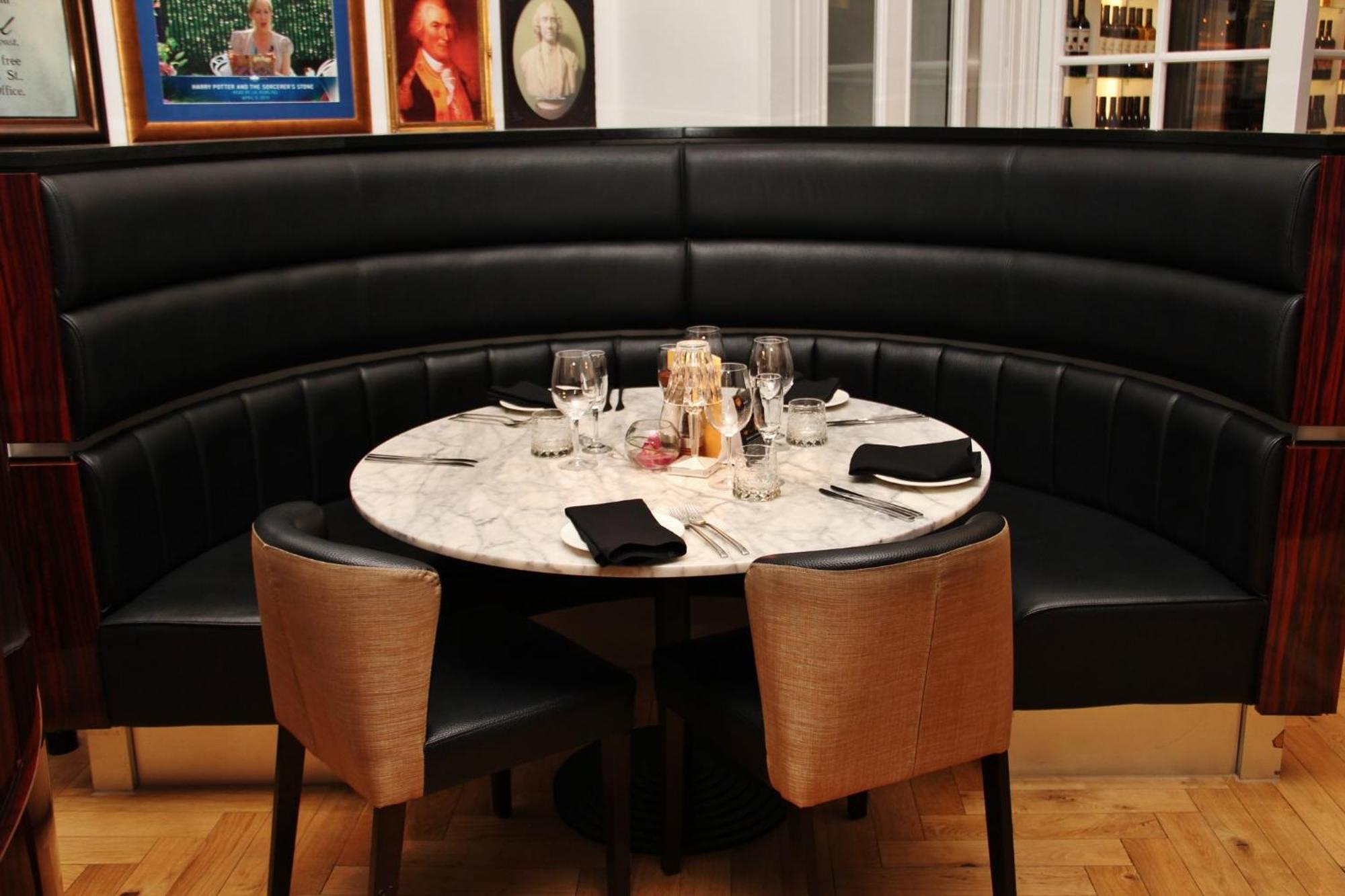 Hotel Indigo - Edinburgh - Princes Street By Ihg Екстер'єр фото